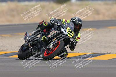 media/Sep-11-2022-SoCal Trackdays (Sun) [[81b7e951af]]/Turn 16 (945am)/